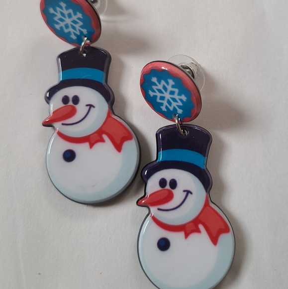 Jewelry - ☃️⛄❄  Brand New Resin Snowman Earrings